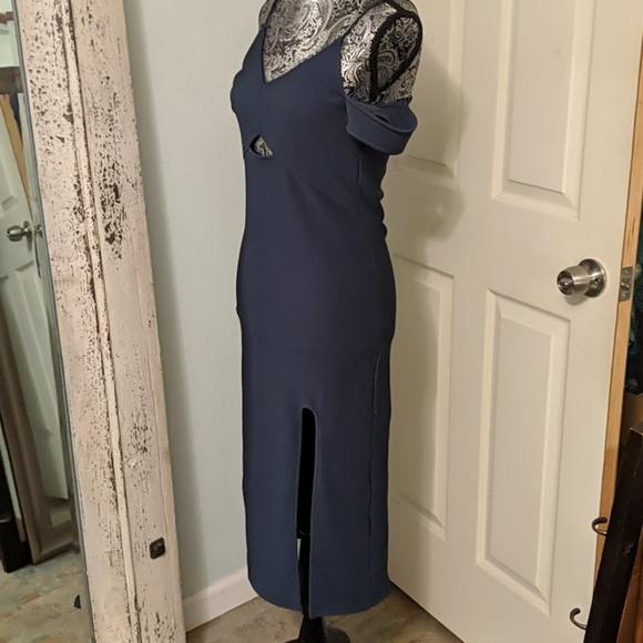 ✨50% OFF✨ Topshop navy cutout midi dress - Picture 4 of 8